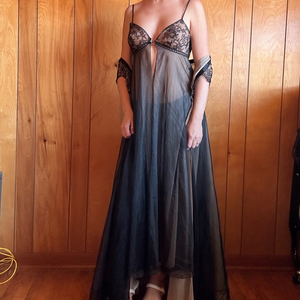 vintage claire sandra by lucie ann night gown and cover